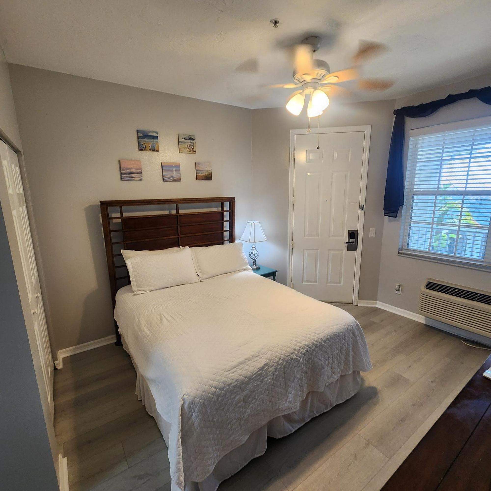 בריידנטון 1 Bed 1 Bath At Img Near Beach מראה חיצוני תמונה